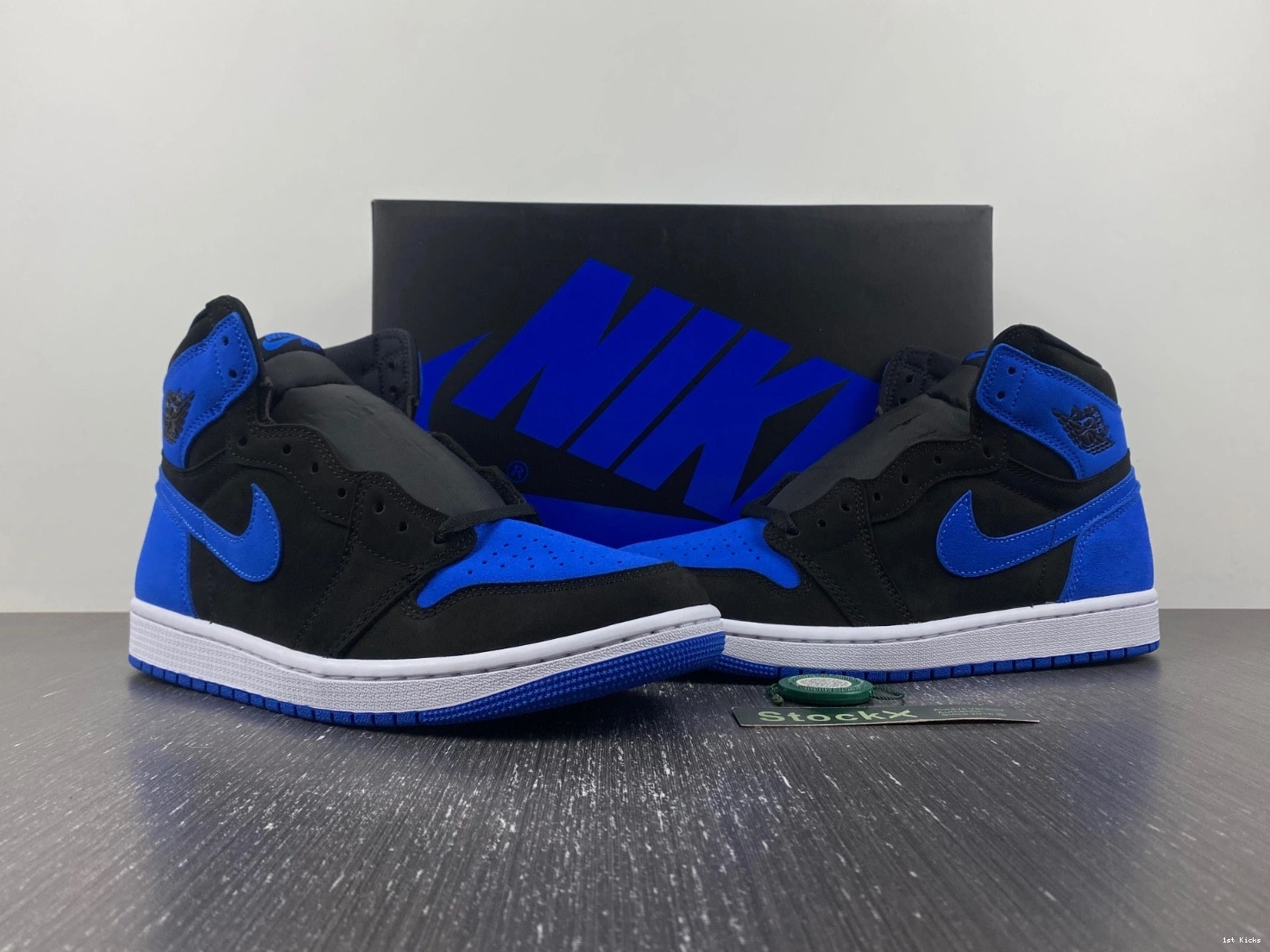 1 Jordan Royal Suede DZ5485-042 Air 1102